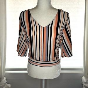 Striped blouse w/zipper on back